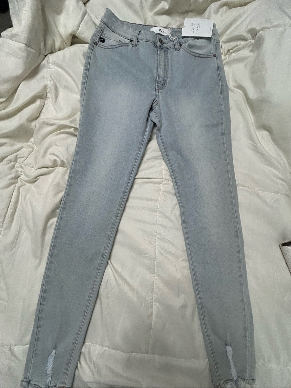 KanCan Light Gray Skinny Jeans - Subtle Distress NWT